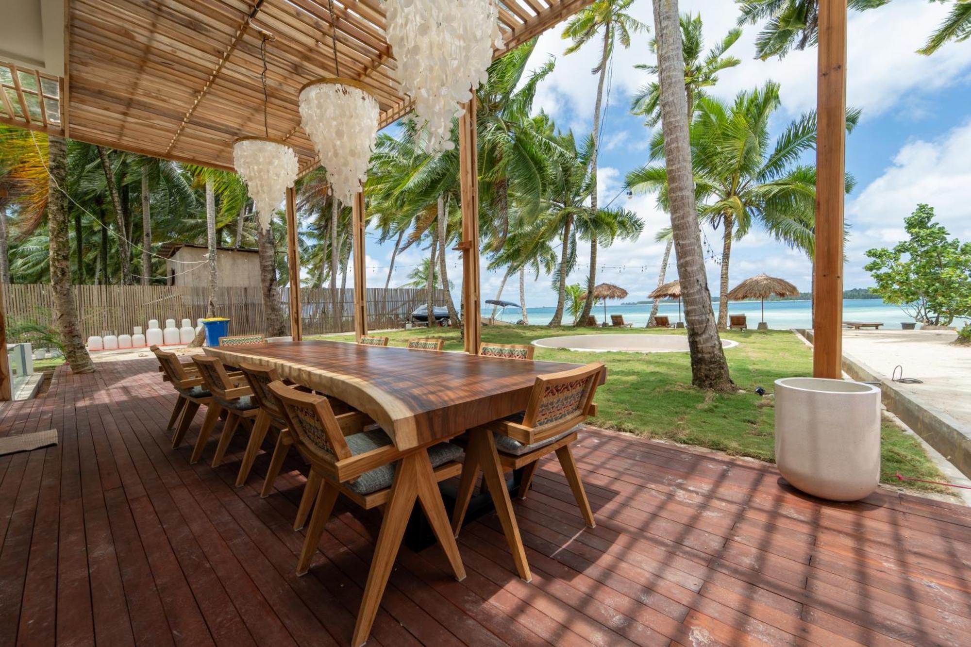 Solid Surf Villa Mentawai Tua Pejat Luaran gambar